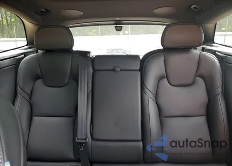 2024 Volvo Xc60 Ultimate из США, поврежденный, VIN YV4H60DJ9R1903661